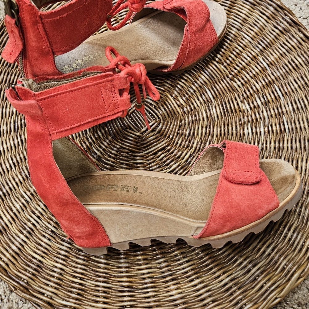 Sorel Joanie Ankle Lace Suede Wedge Sandals Red Women's Size 8.5 - Picture 3 of 8